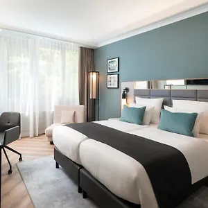 https://leonardo-royal-hotel-dusseldorf-konigsallee.topcolognehotels.com