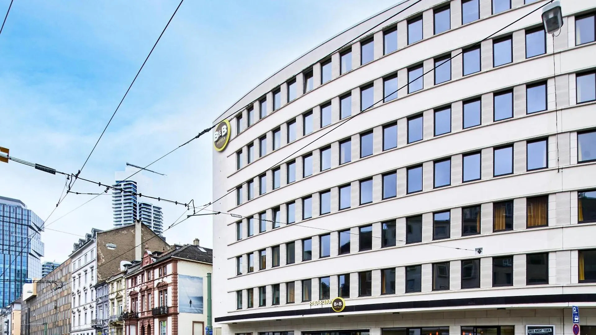 B&B Hotel Frankfurt-Hbf フランクフルト 3*,