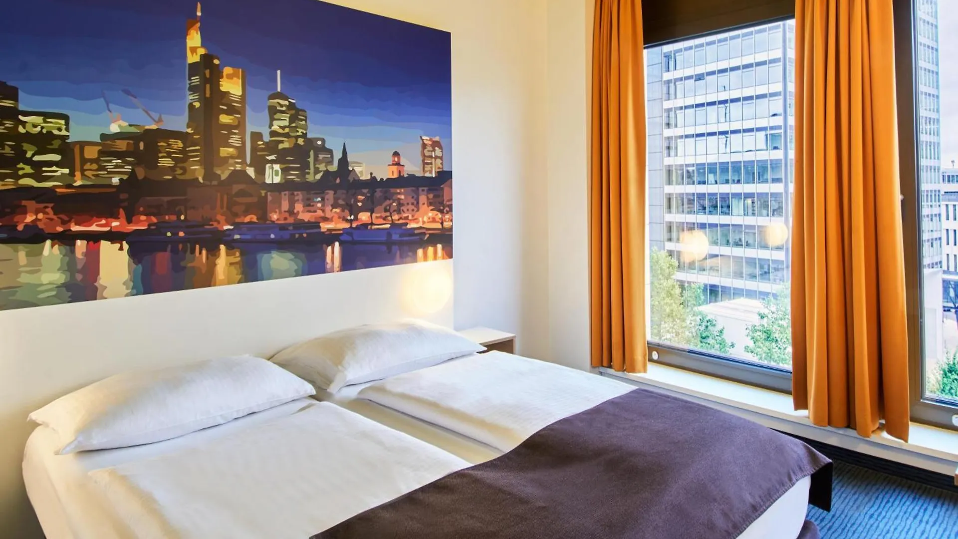B&B Hotel Frankfurt-Hbf フランクフルト